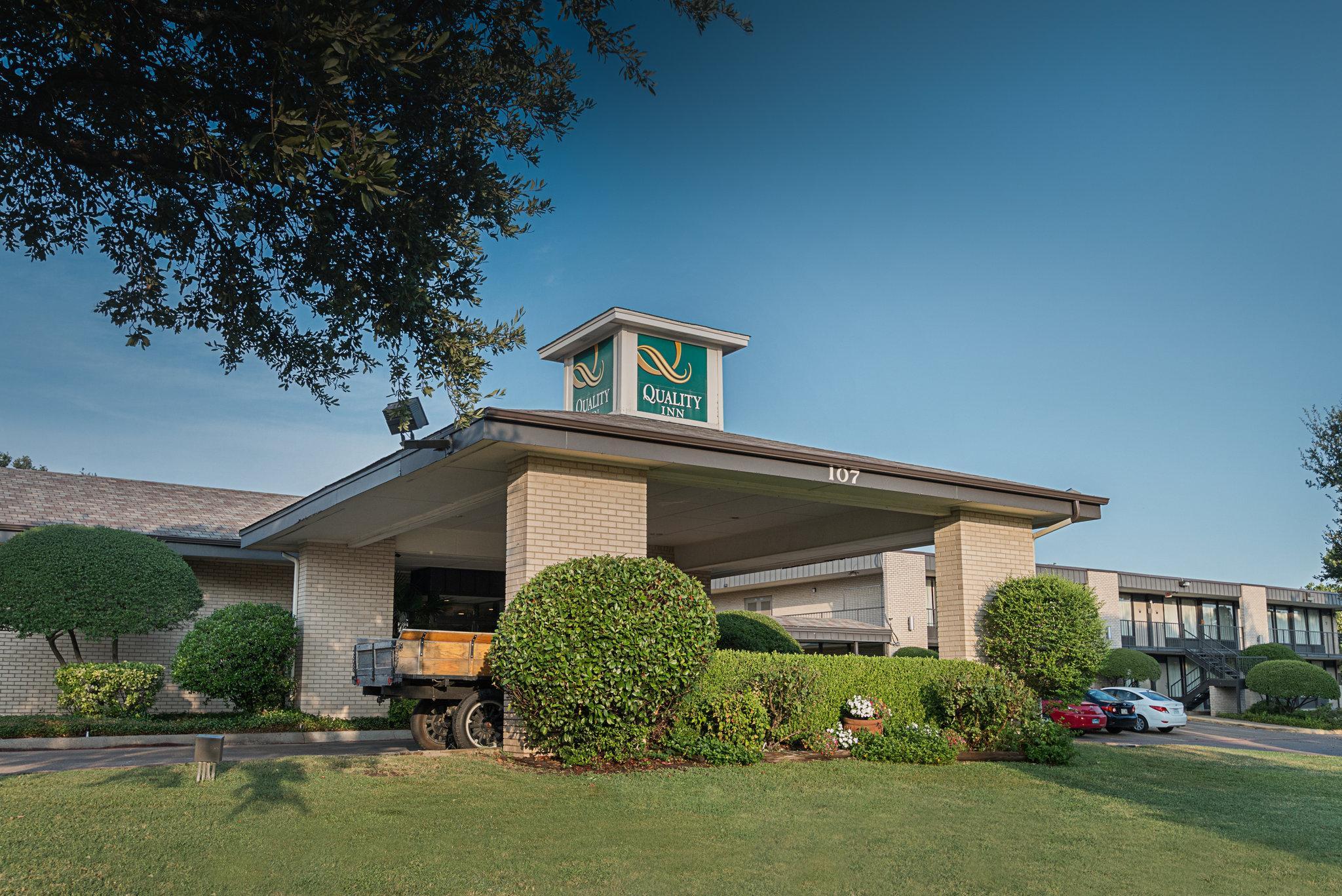 Quality Inn Ennis Kültér fotó